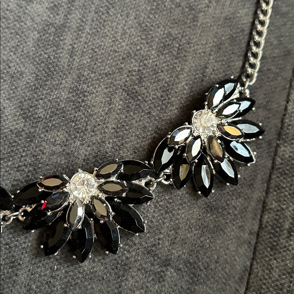 Black Floral Statement Necklace - Picture 2 of 4